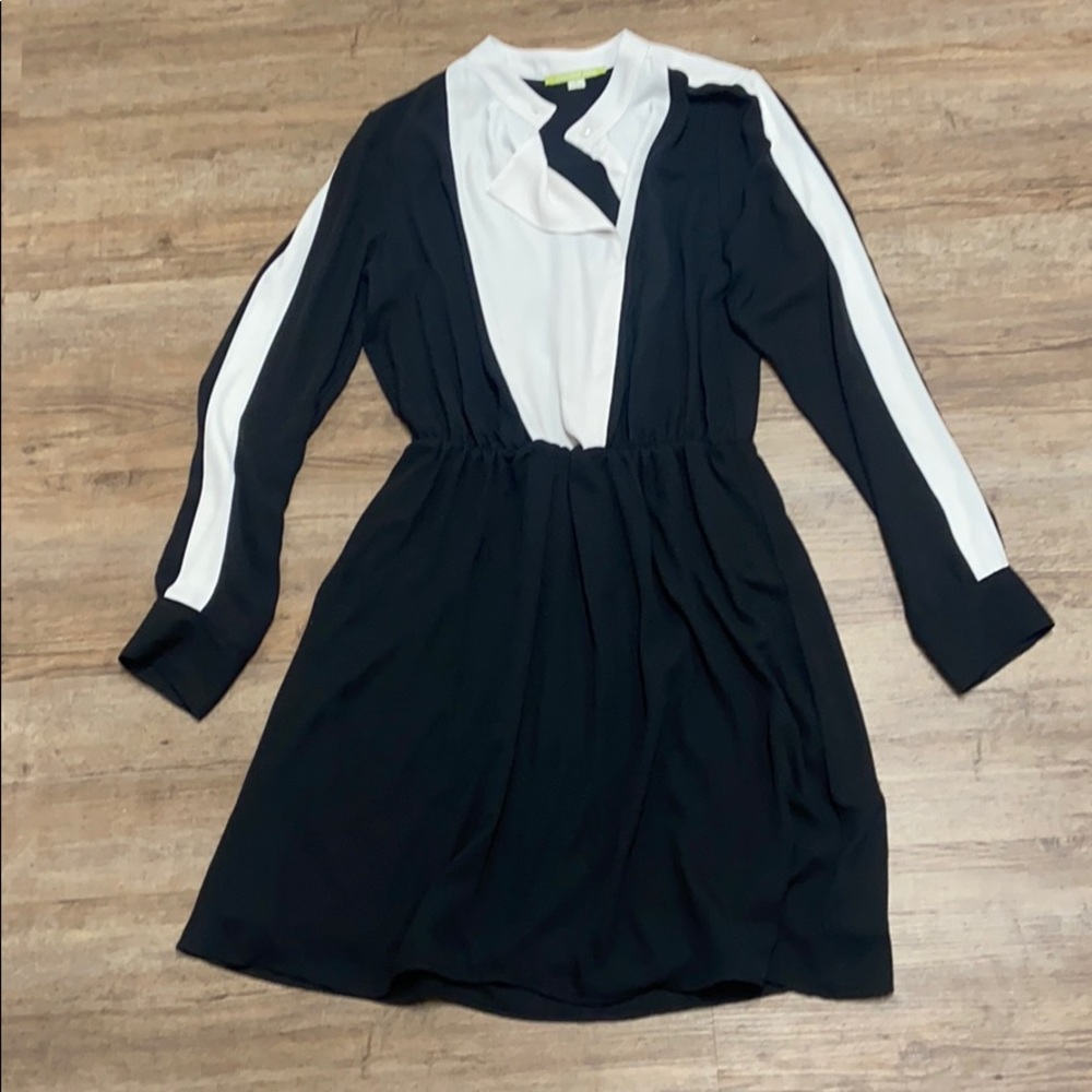 Gianni bini black and cream dress